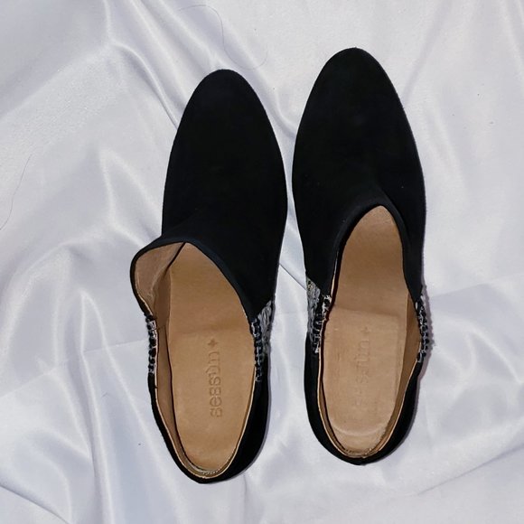 SOLD - Picture 5 of 5